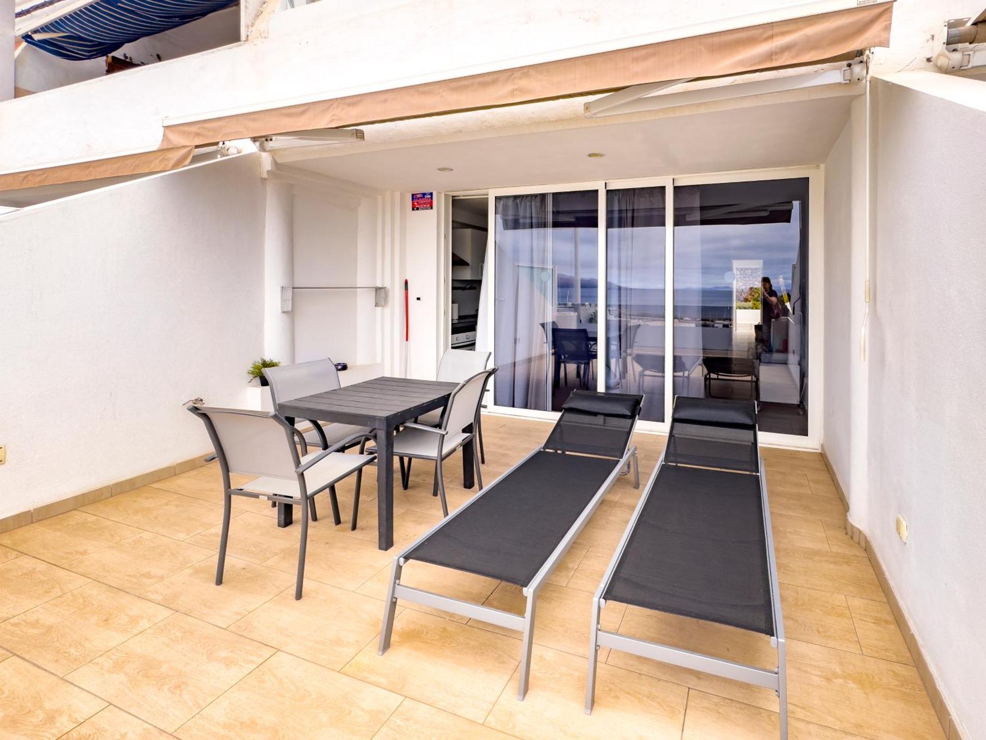 Arthouse Sea View - Acquamarina E Zaffiro Villa Puerto del Carmen  Ngoại thất bức ảnh